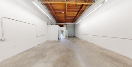 2300 Walnut Ave, Signal Hill, CA for lease Building Photo- Image 1 of 4