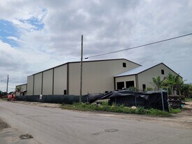 Lease New Construction Warehouse - Warehouse