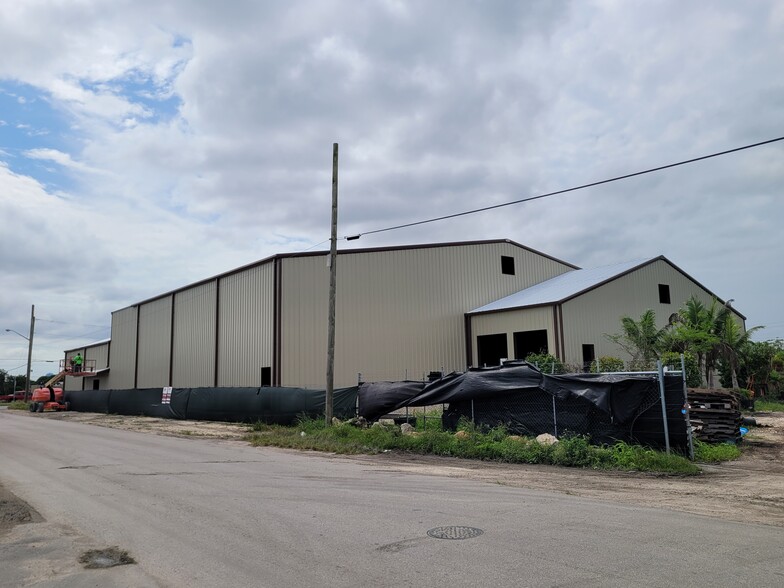 146 2nd St, Homestead, FL for lease - Building Photo - Image 1 of 5