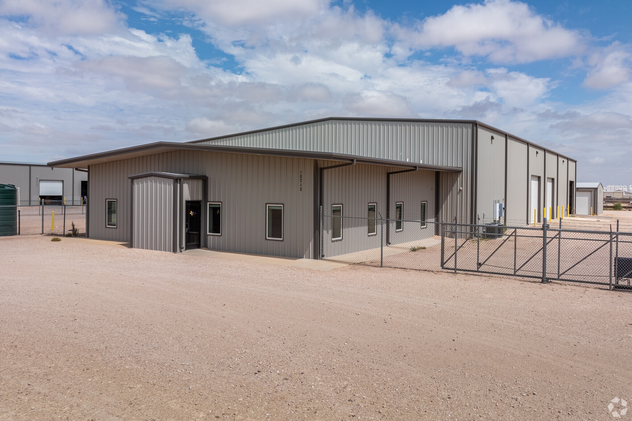 10712 W County Road 77, Midland, TX for lease Building Photo- Image 1 of 24
