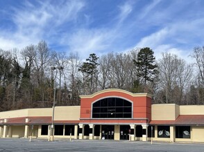 500 N Main St, Marion, NC for lease Building Photo- Image 2 of 3