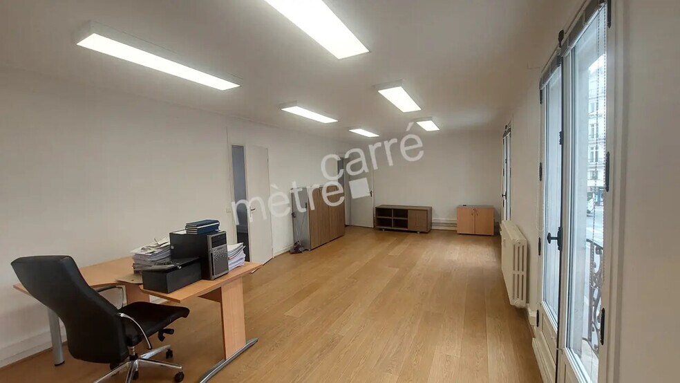 Office in Nantes for lease - Interior Photo - Image 3 of 4