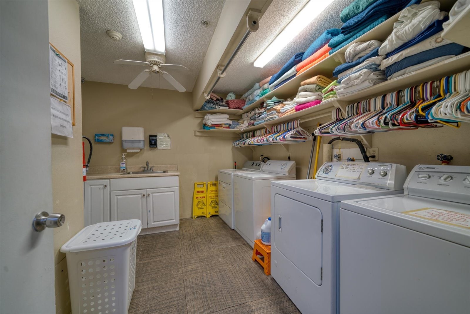 2730 Curlew Rd, Clearwater, FL 33761 Curlew Care Home