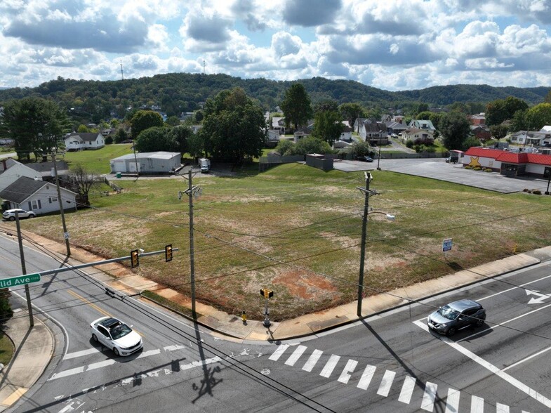 1800 Euclid Avenue Ave, Bristol, VA for sale - Aerial - Image 1 of 12