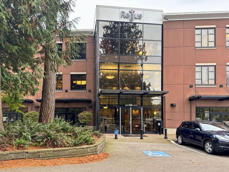 15300 Croydon Dr, Surrey, BC for lease - Building Photo - Image 1 of 19