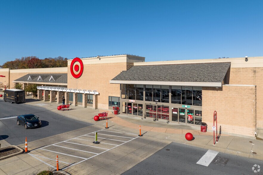 1330 Martin Blvd, Middle River, MD for sale - Primary Photo - Image 1 of 1
