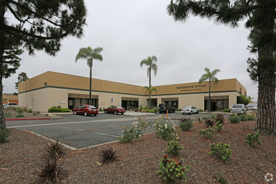 7313 Carroll Rd, San Diego, CA for lease - Building Photo - Image 1 of 2