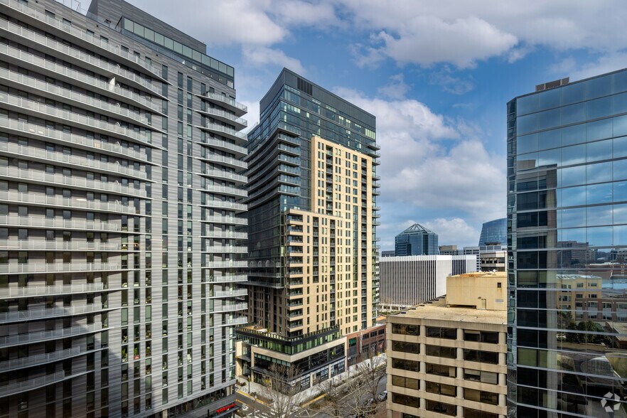 1771 N Pierce St, Arlington, VA for sale - Building Photo - Image 1 of 1