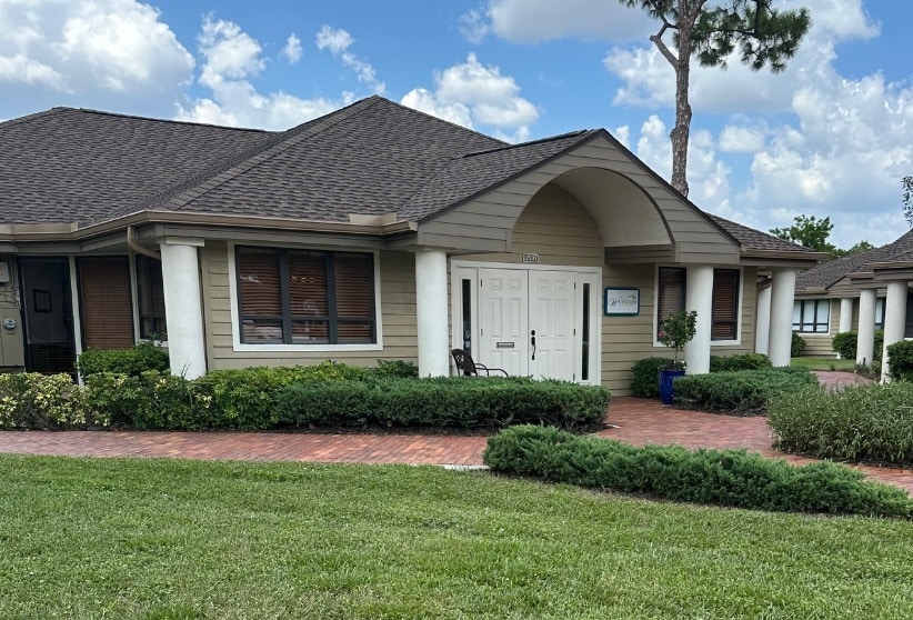 12523-12697 New Brittany Blvd, Fort Myers, FL for lease - Building Photo - Image 1 of 31