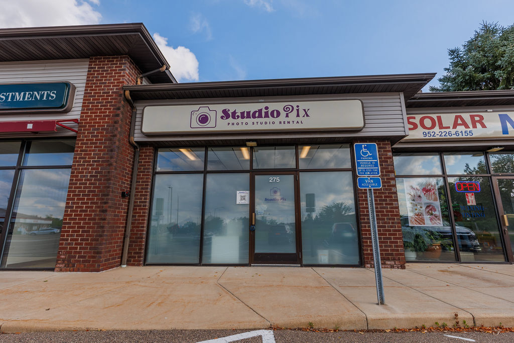 14247 O'Connell Ct, Savage, MN for lease Interior Photo- Image 1 of 11