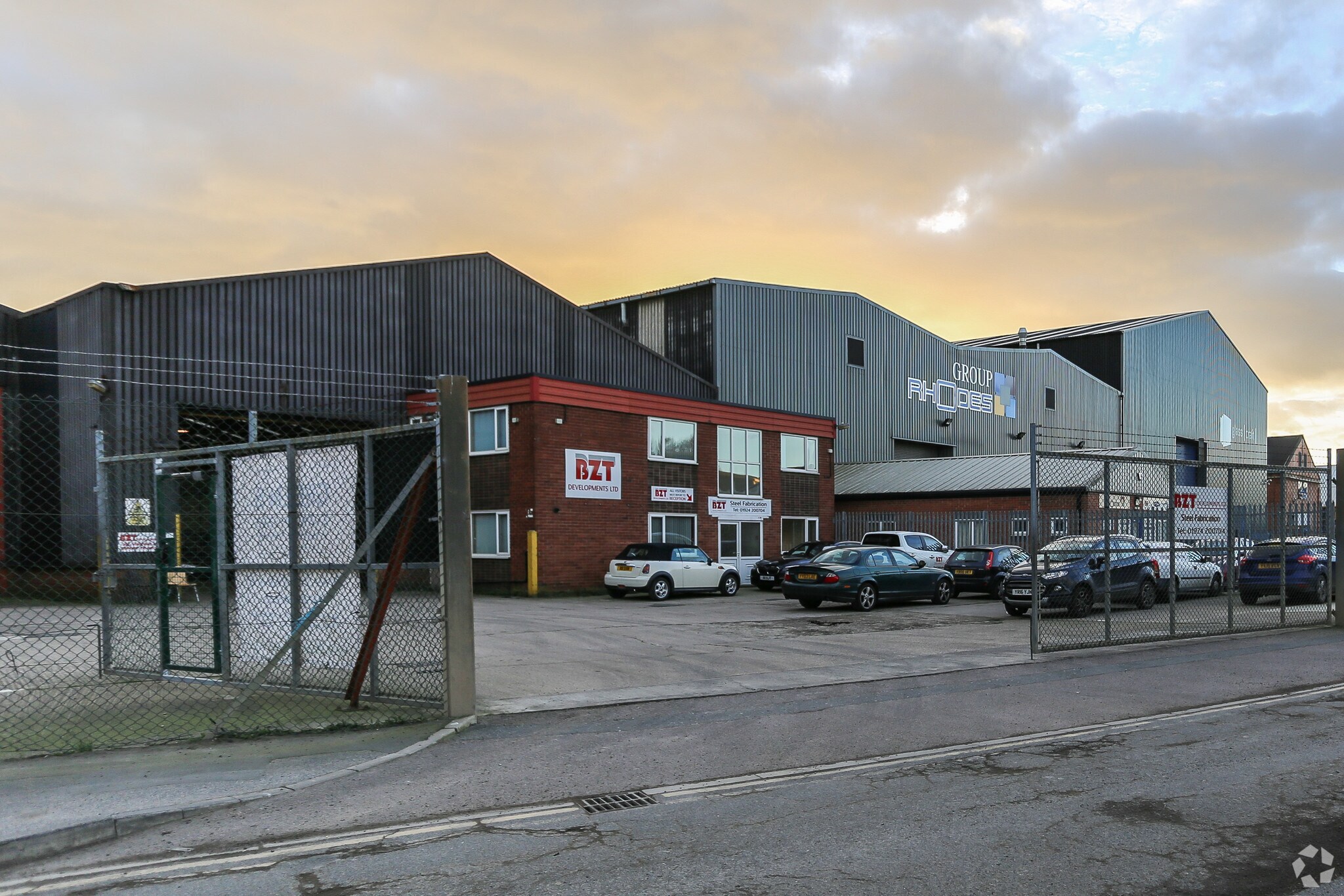 Calder Vale Rd, Wakefield for sale Primary Photo- Image 1 of 1