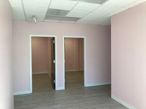 3050 Royal Blvd S, Alpharetta, GA for lease Interior Photo- Image 2 of 12