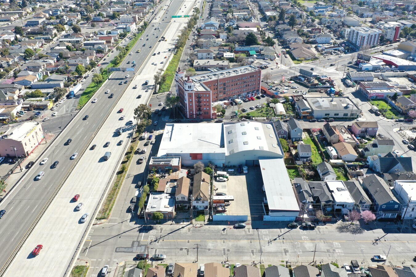 3442 Adeline St, Oakland, CA 94608