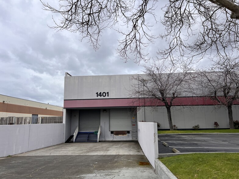 1401 Martin Ave, Santa Clara, CA for lease - Building Photo - Image 3 of 3