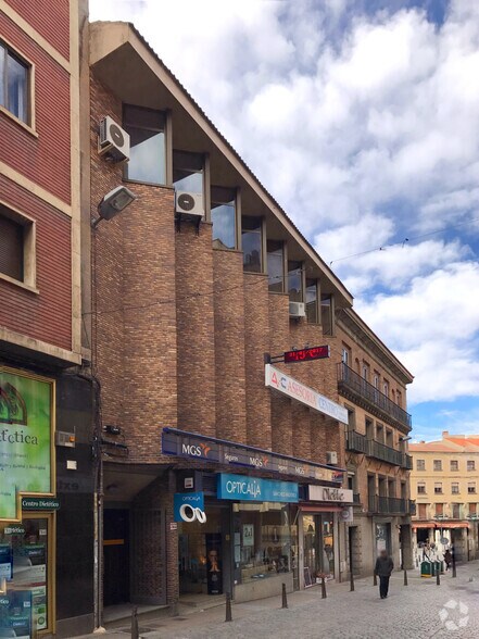 Office in Segovia, Segovia for lease - Primary Photo - Image 1 of 2