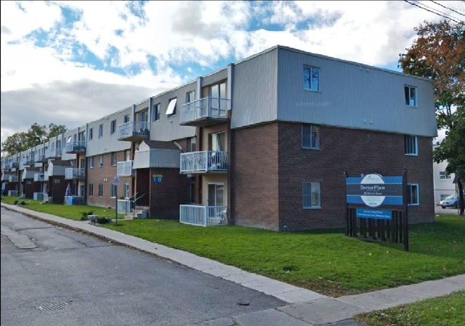 821 Devine St, Sarnia, ON N7T 7P3 | LoopNet