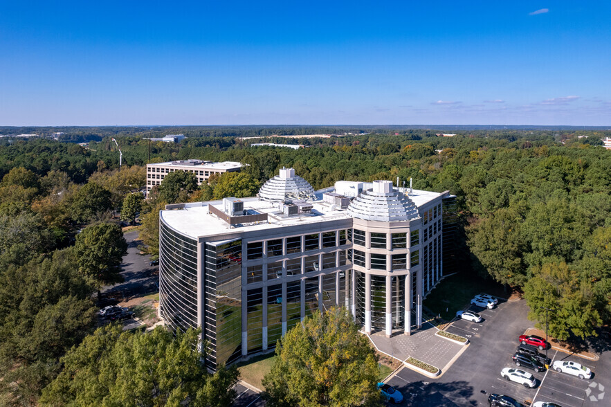 4000 Westchase Blvd, Raleigh, NC for lease - Building Photo - Image 2 of 4