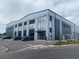 Pheasant Dr, Batley WYK - Warehouse