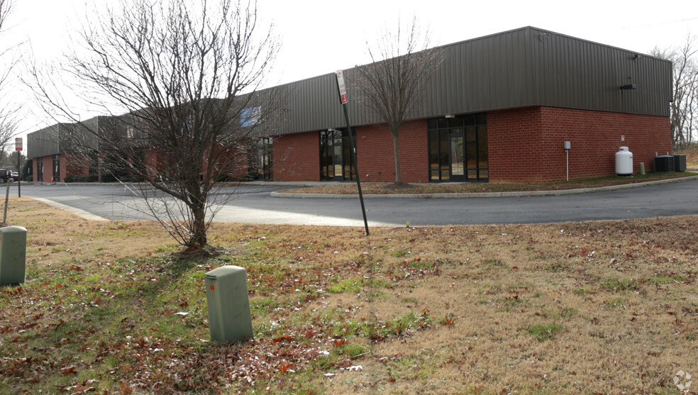 2900-2948 Oak Lake Blvd, Midlothian, VA for sale - Primary Photo - Image 1 of 1