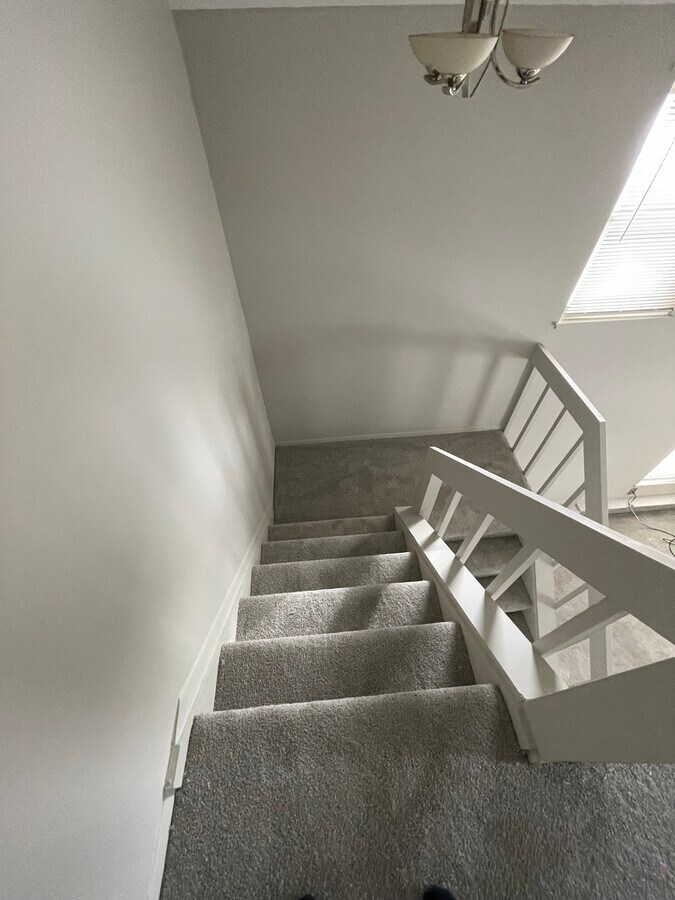 21892211 Glenmount Ave, Akron, OH 44319