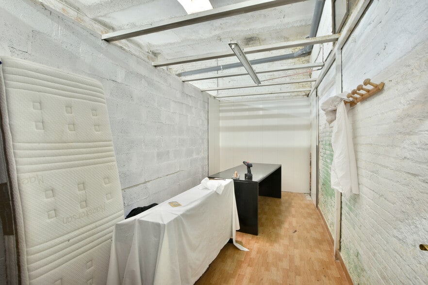 Carrer de Josep Prats, 23, L'Hospitalet de Llobregat, Barcelona for sale - Interior Photo - Image 1 of 25