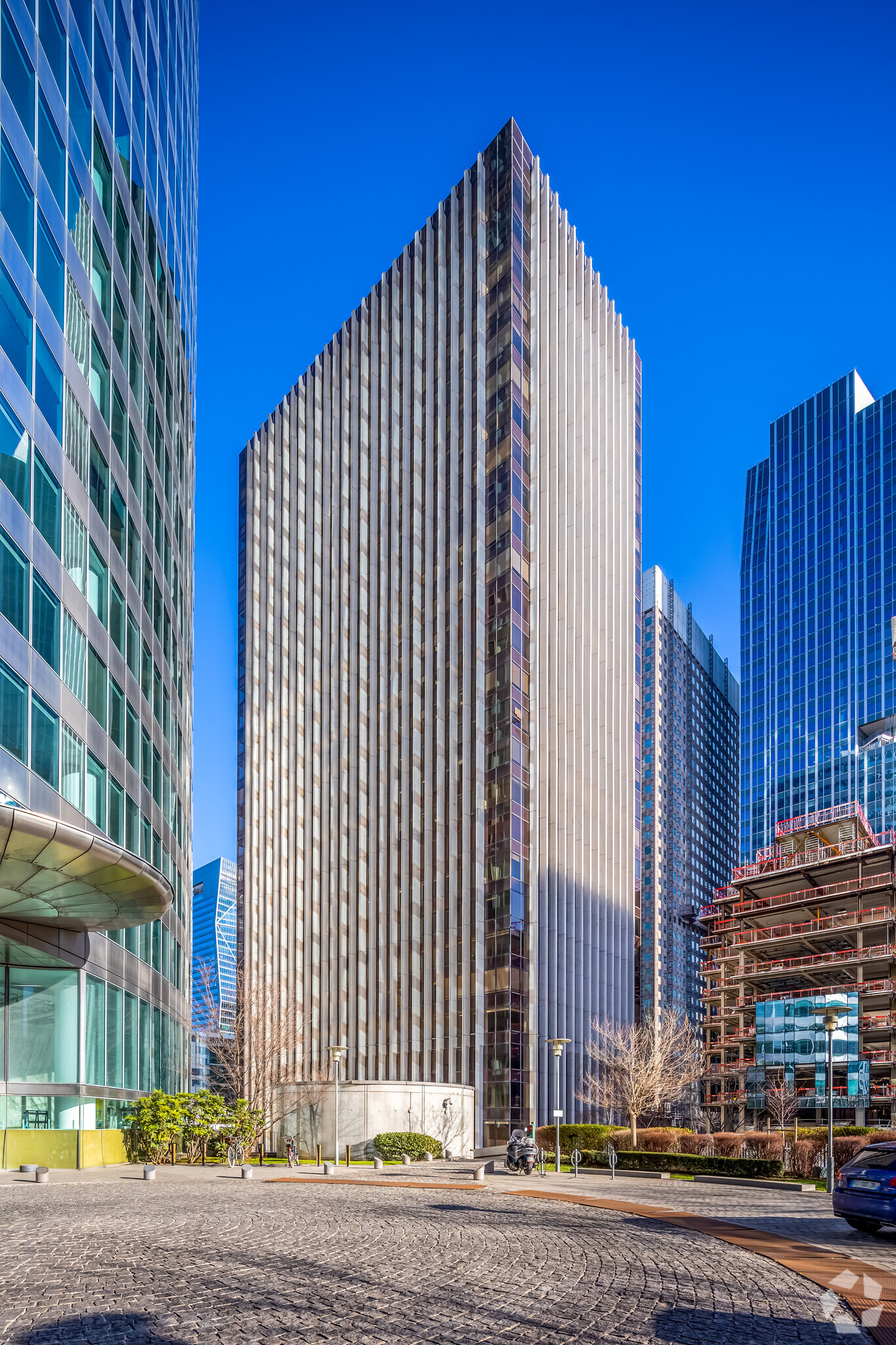 1 Place De La Pyramide, Puteaux for lease Primary Photo- Image 1 of 5