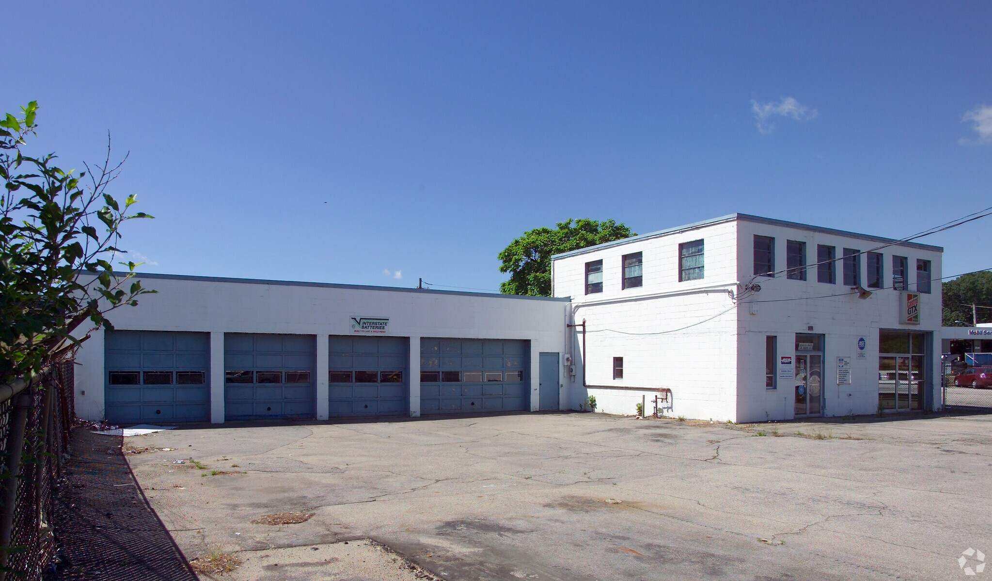 44 Roseland Ave, Warwick, RI for sale Primary Photo- Image 1 of 1