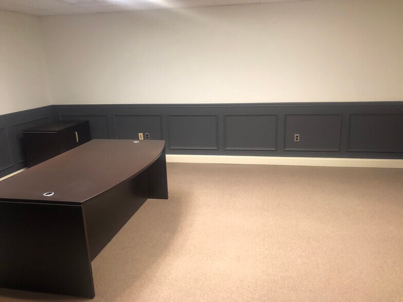 4402 Skippack Pike, Skippack, PA for lease - Interior Photo - Image 2 of 8