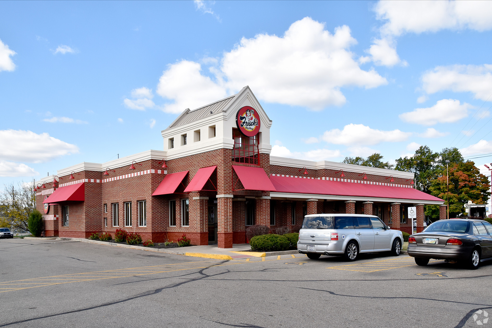 2949 Dixie Hwy, Hamilton, OH for sale Primary Photo- Image 1 of 5