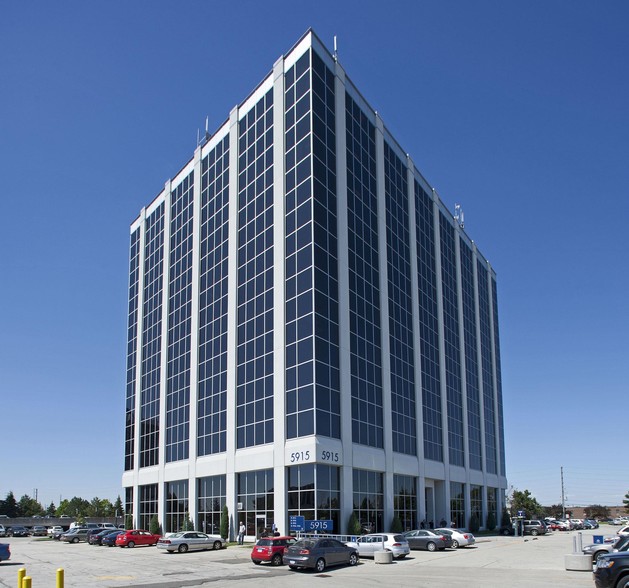 5935 Airport Rd, Mississauga, ON for lease - Building Photo - Image 2 of 15
