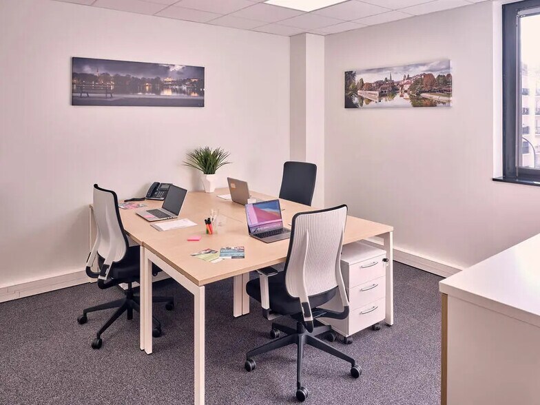 Office in Metz for lease - Building Photo - Image 2 of 8