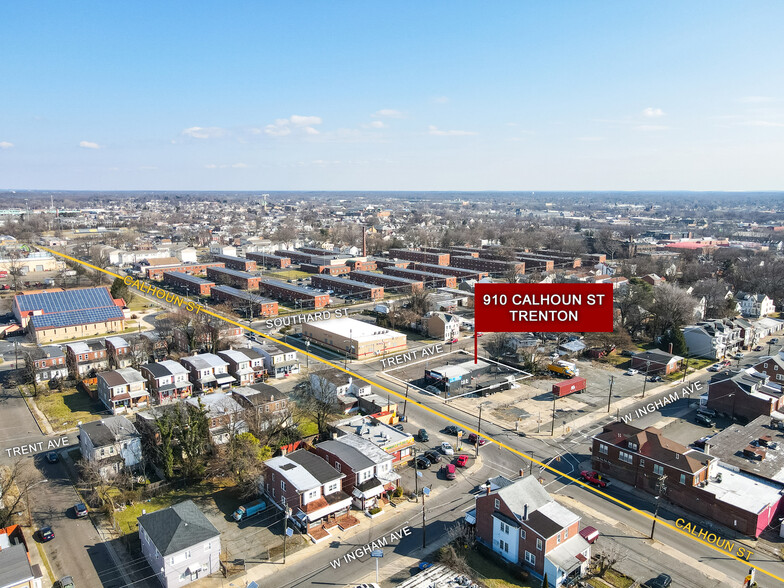 910 Rev S Howard Woodson Jr Way, Trenton, NJ for sale - Primary Photo - Image 1 of 1