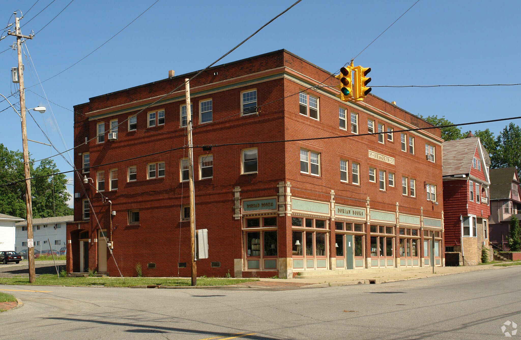 802 Elm St, Youngstown, OH 44505 Retail for Sale