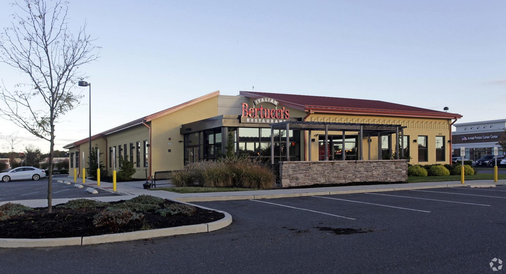 625 Berlin Cross Keys Rd, Sicklerville, NJ 08081 - Bertucci's | LoopNet