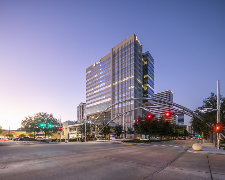 2200 Post Oak Blvd, Houston, TX for lease - Building Photo - Image 3 of 14