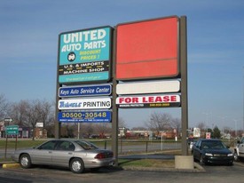 30526-30548 Gratiot Ave, Roseville MI - Warehouse