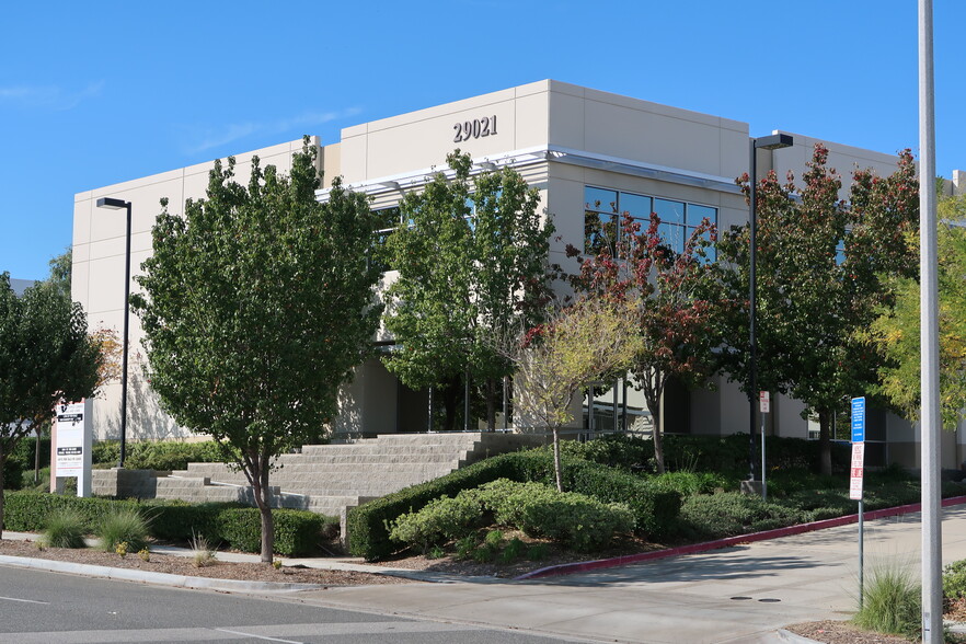 29021 Avenue Sherman, Valencia, CA for lease - Building Photo - Image 2 of 7