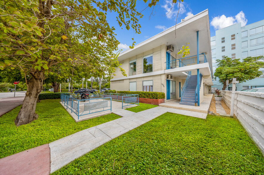 1685 Jefferson Ave, Miami Beach, FL for sale - Building Photo - Image 2 of 21