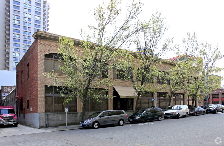 2132-2134 3rd Ave, Seattle, WA for lease - Building Photo - Image 2 of 5