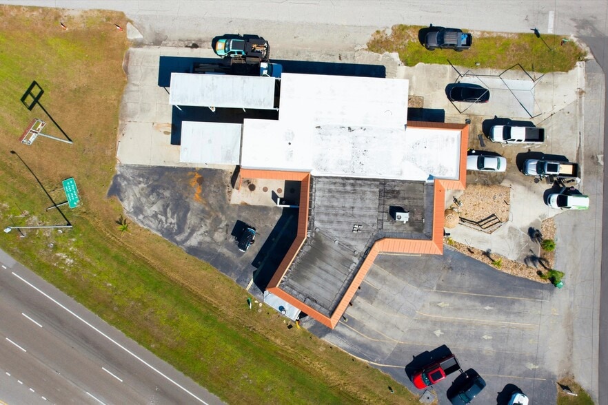 4732 Tamiami Trl, Port Charlotte, FL for sale - Building Photo - Image 2 of 11