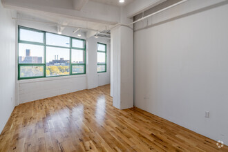 81 Prospect St, Brooklyn, NY for lease Interior Photo- Image 2 of 2