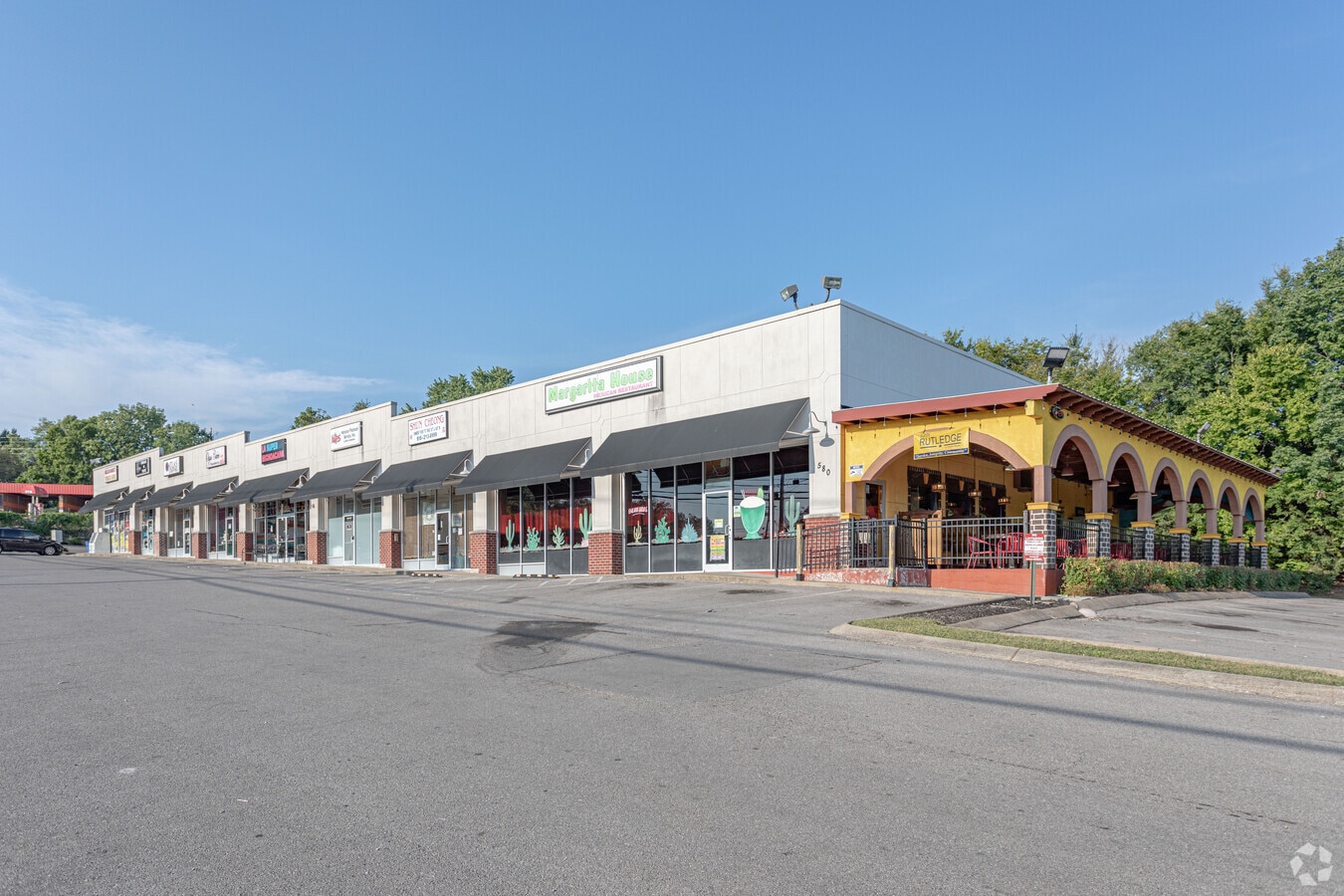 602 Waldron Rd, La Vergne, TN 37086