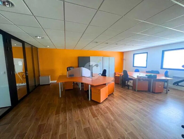 Office in Marcq-en-Baroeul for lease - Interior Photo - Image 3 of 8