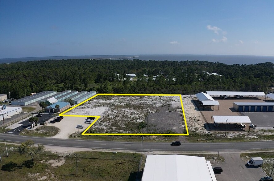 148 Highway 98, Eastpoint, FL for sale - Primary Photo - Image 1 of 3