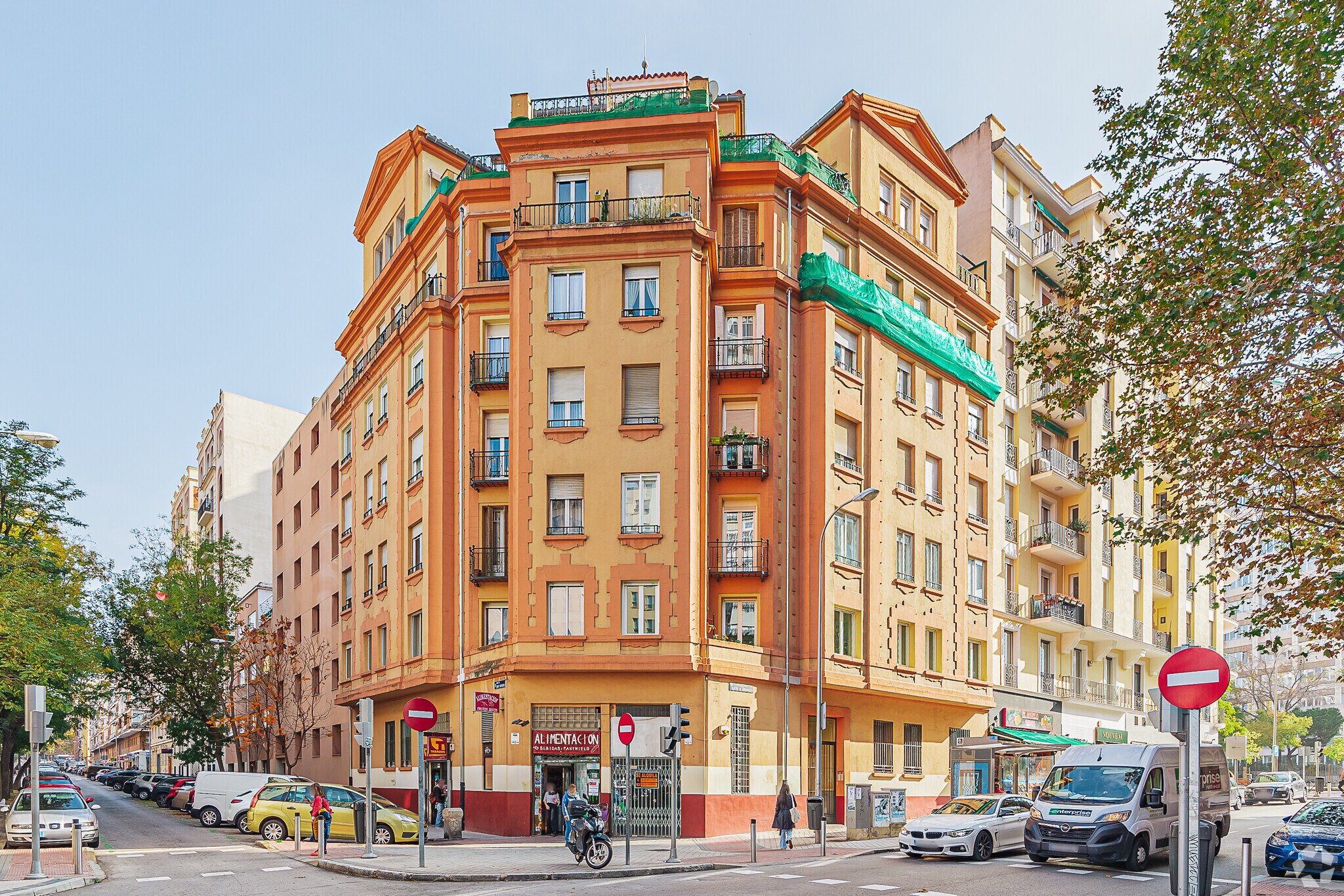 Calle de Beatriz de Bobadilla, 4, Madrid, Madrid for lease Primary Photo- Image 1 of 2