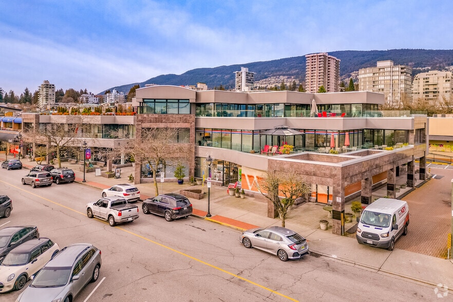 14411461 Bellevue Ave, West Vancouver, BC V7T 1C3