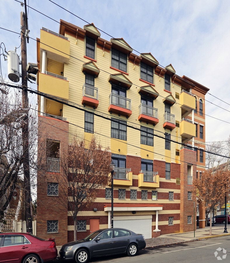 245 Avenue E, Bayonne, NJ 07002 Property Record