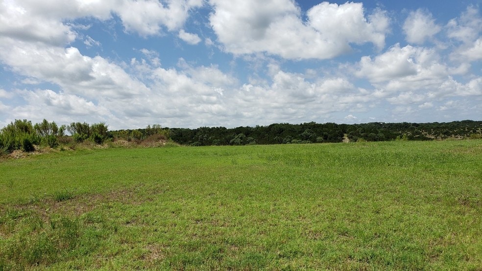 21511 State Highway 71 W, Spicewood, TX for sale - Primary Photo - Image 1 of 6
