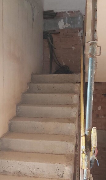 Carrer de Mont-roig, 14A, Riudoms, Tarragona for sale - Interior Photo - Image 3 of 12