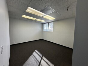 5800-5860 Hannum Ave, Los Angeles, CA for lease Interior Photo- Image 2 of 2